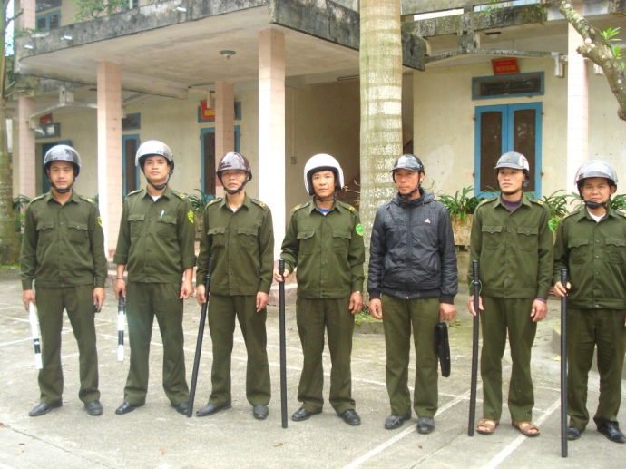 Quần Áo Bảo Vệ Dân Phố