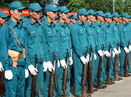 Quần Áo Dân Quân Tự Vệ