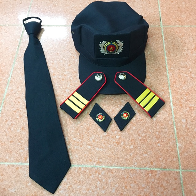 Cầu Vai Cà Vạt
