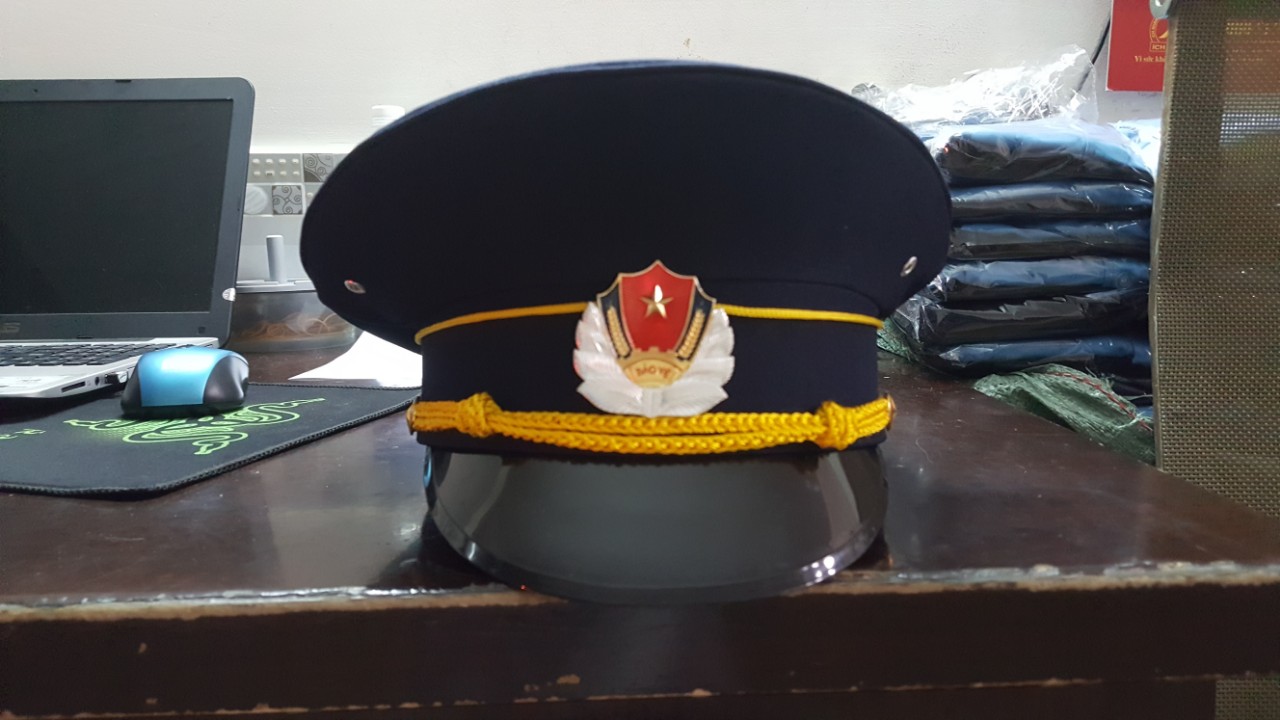 Nón kepi bảo vệ